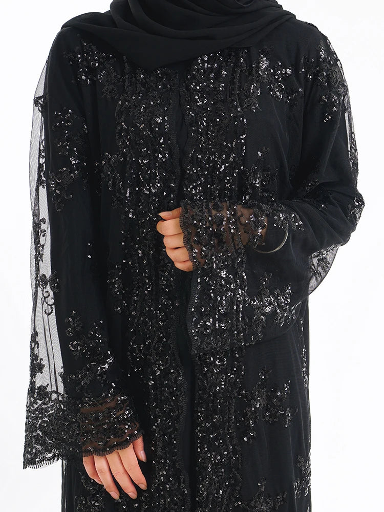 عباية مفتوحة بتفاصيل الترتر