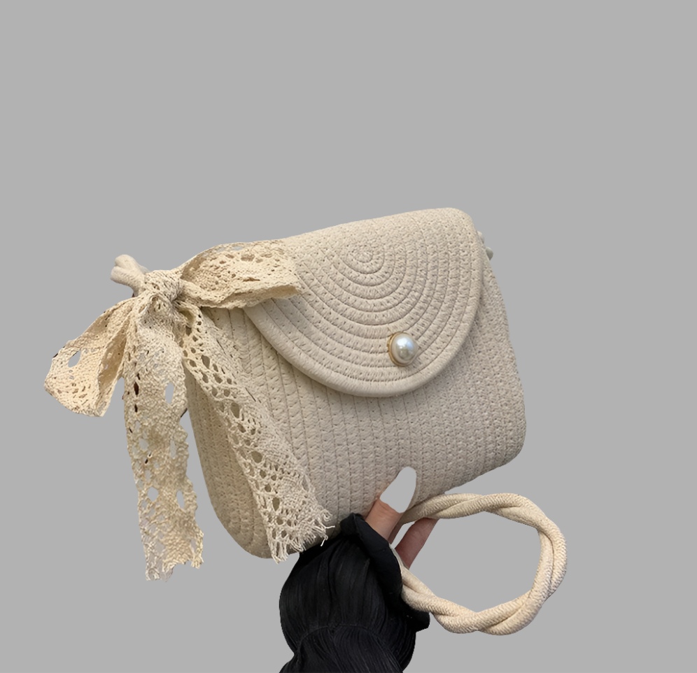 Square straw shoulder bag