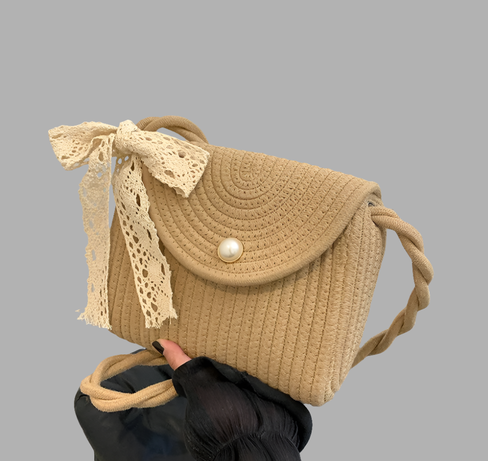 Square straw shoulder bag