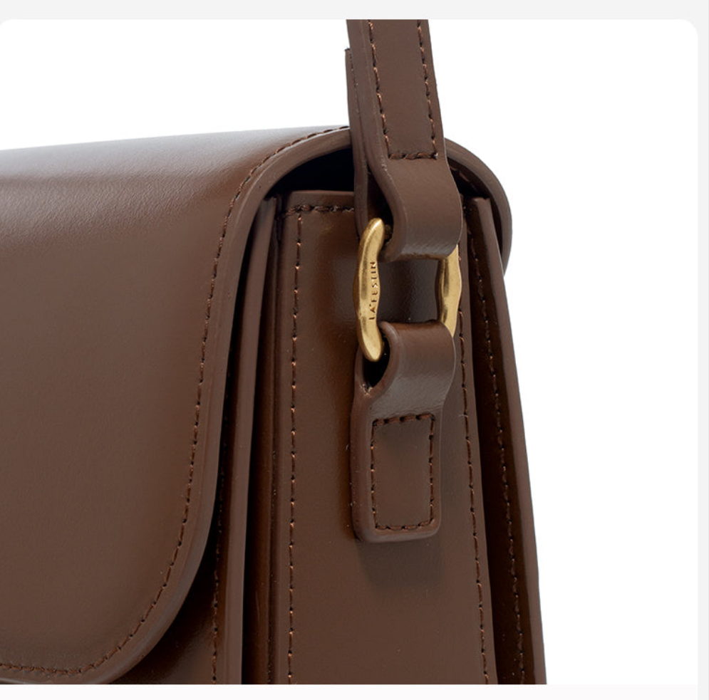 Elegant split leather shoulder bag