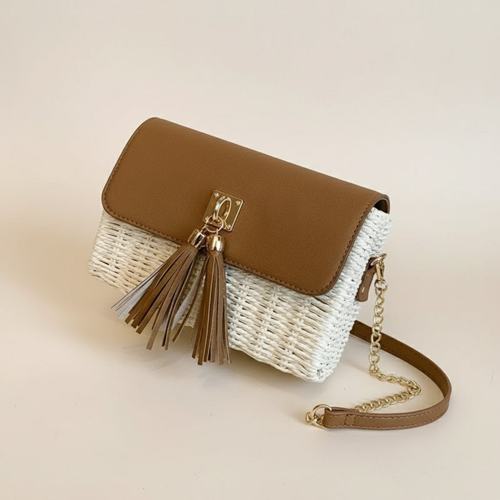 Woven straw shoulder bag