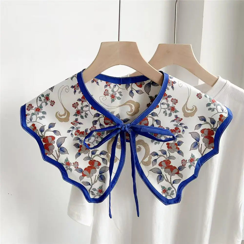 Stylish printed detachable collar