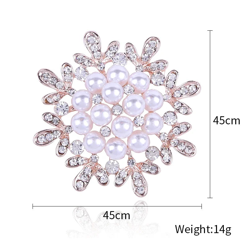 Stylish pearl brooches