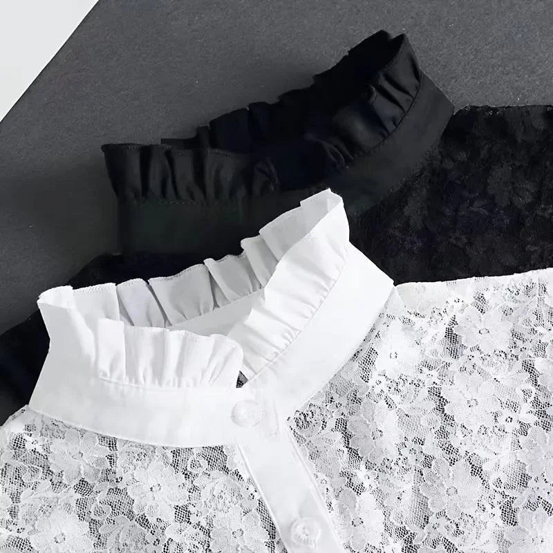 Decorative detachable collar