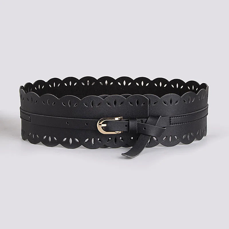 Wide lace-inspired belt