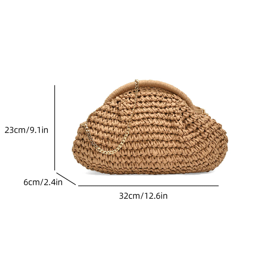 Shell-shaped straw shoulder bag