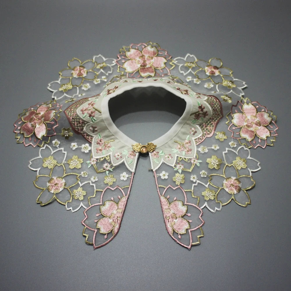 Embroidered detachable collar