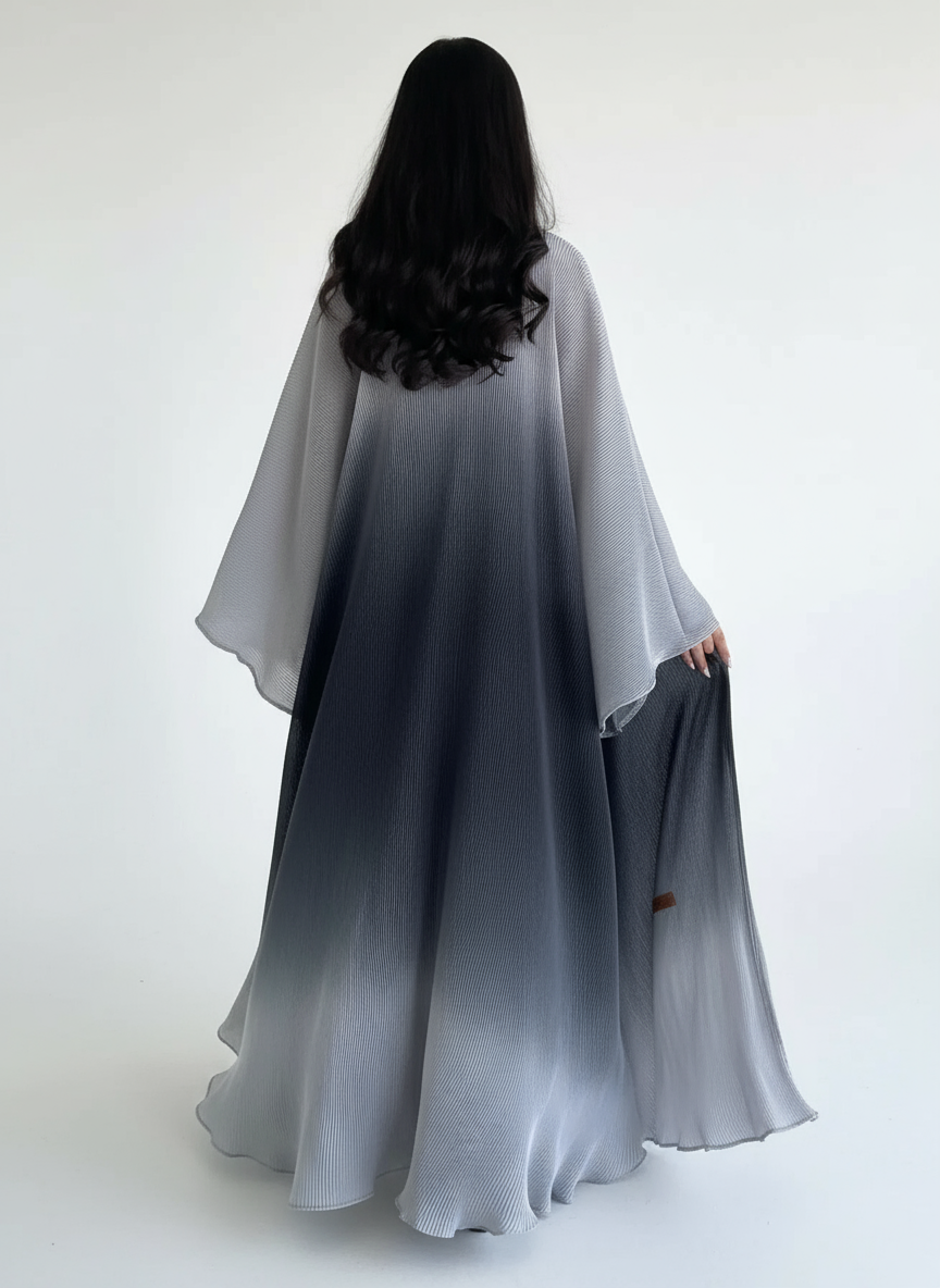 Gorgeous open-stitch abaya