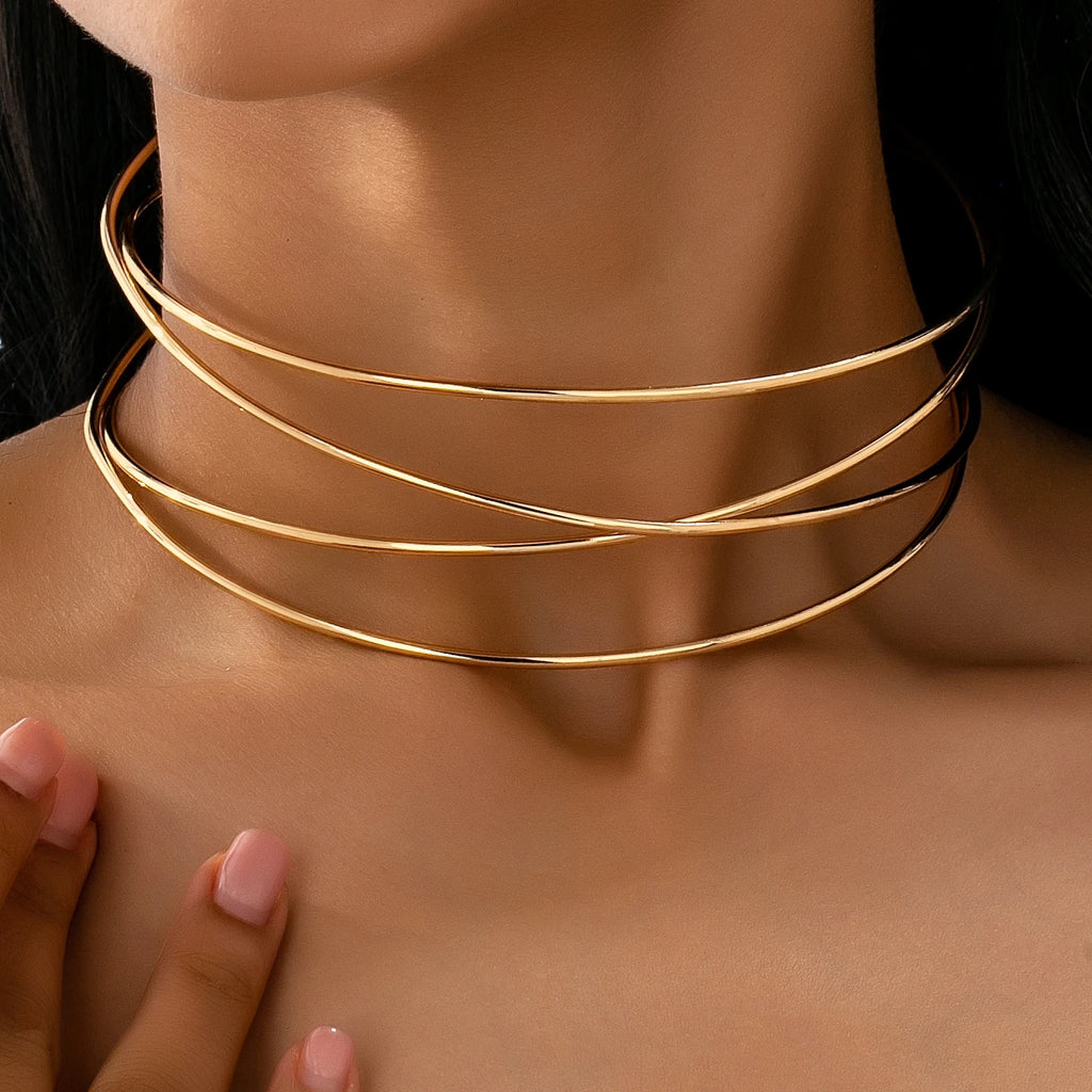 Modern hard metal neckpiece