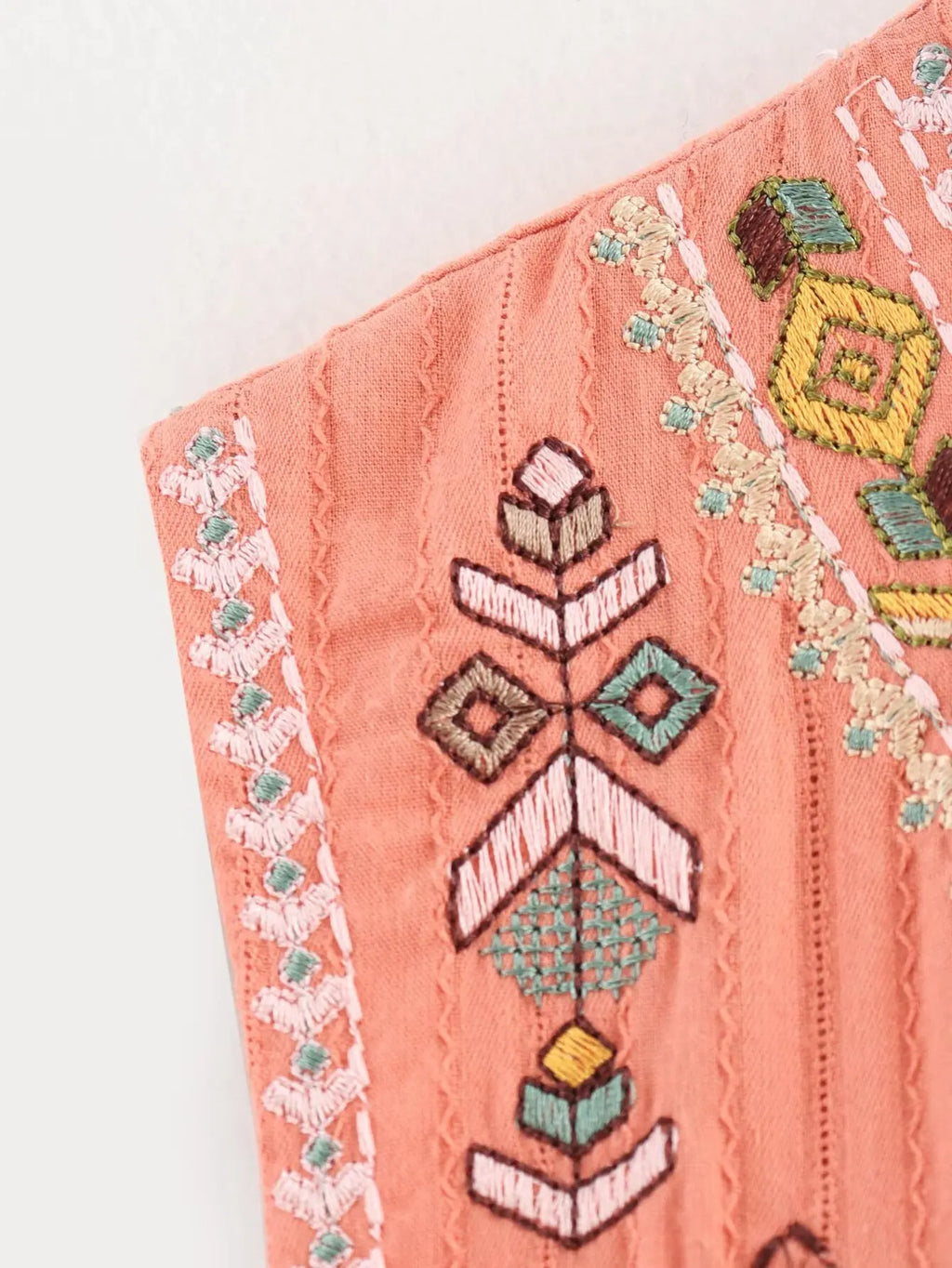 Vintage embroidered ethnic style vest