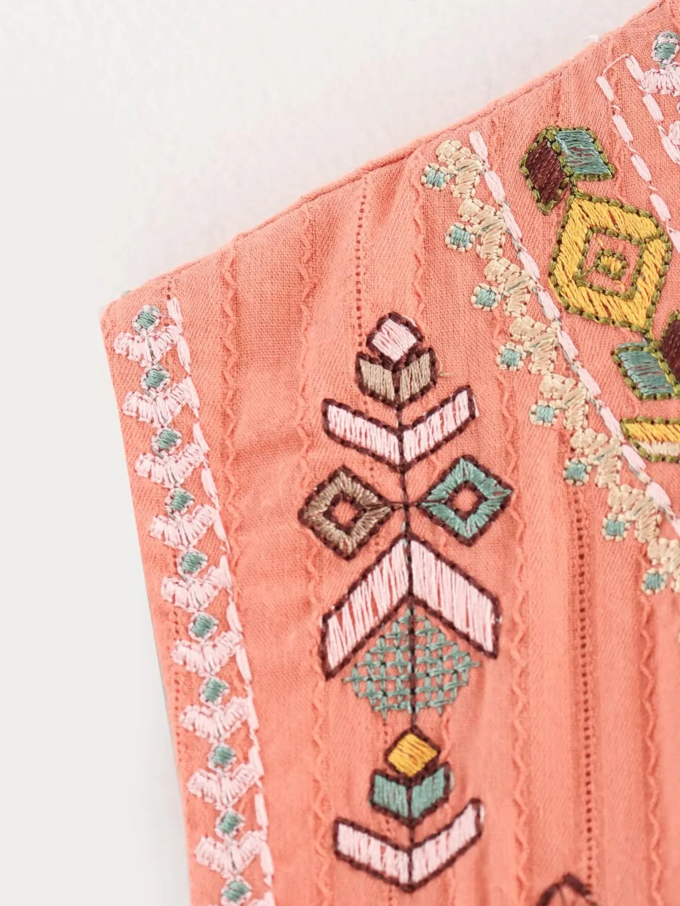 Vintage embroidered ethnic style vest