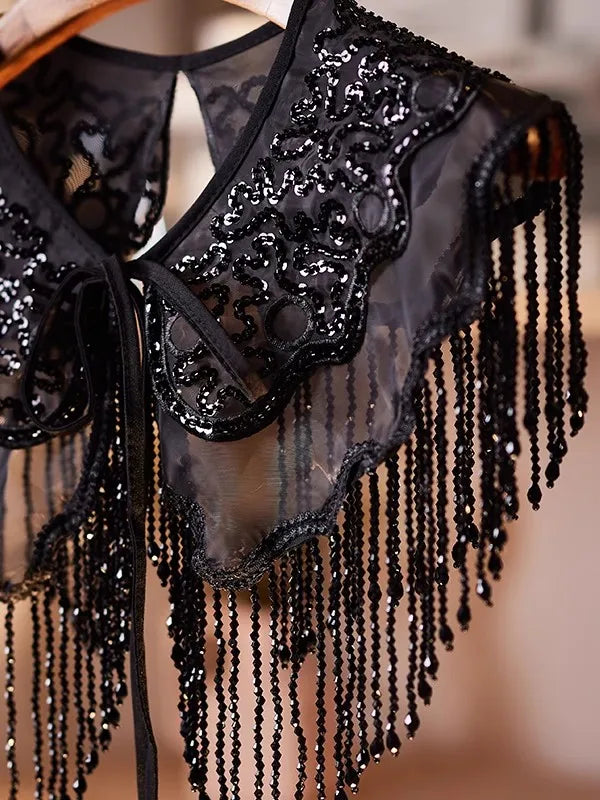 Vintage embroidered collar