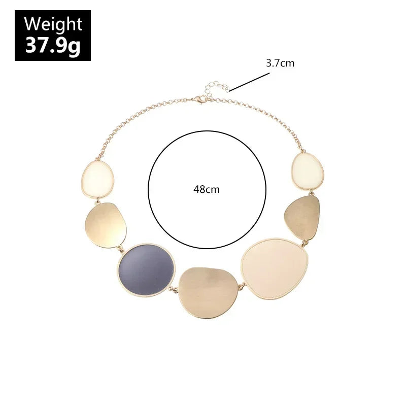 Irregular round necklace
