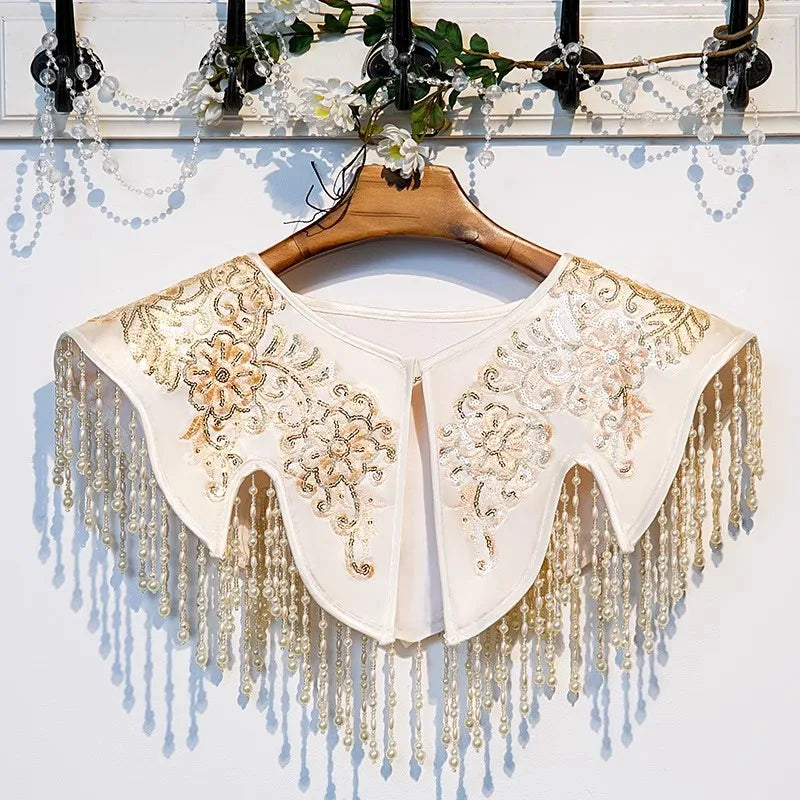 Elegant tassel collar