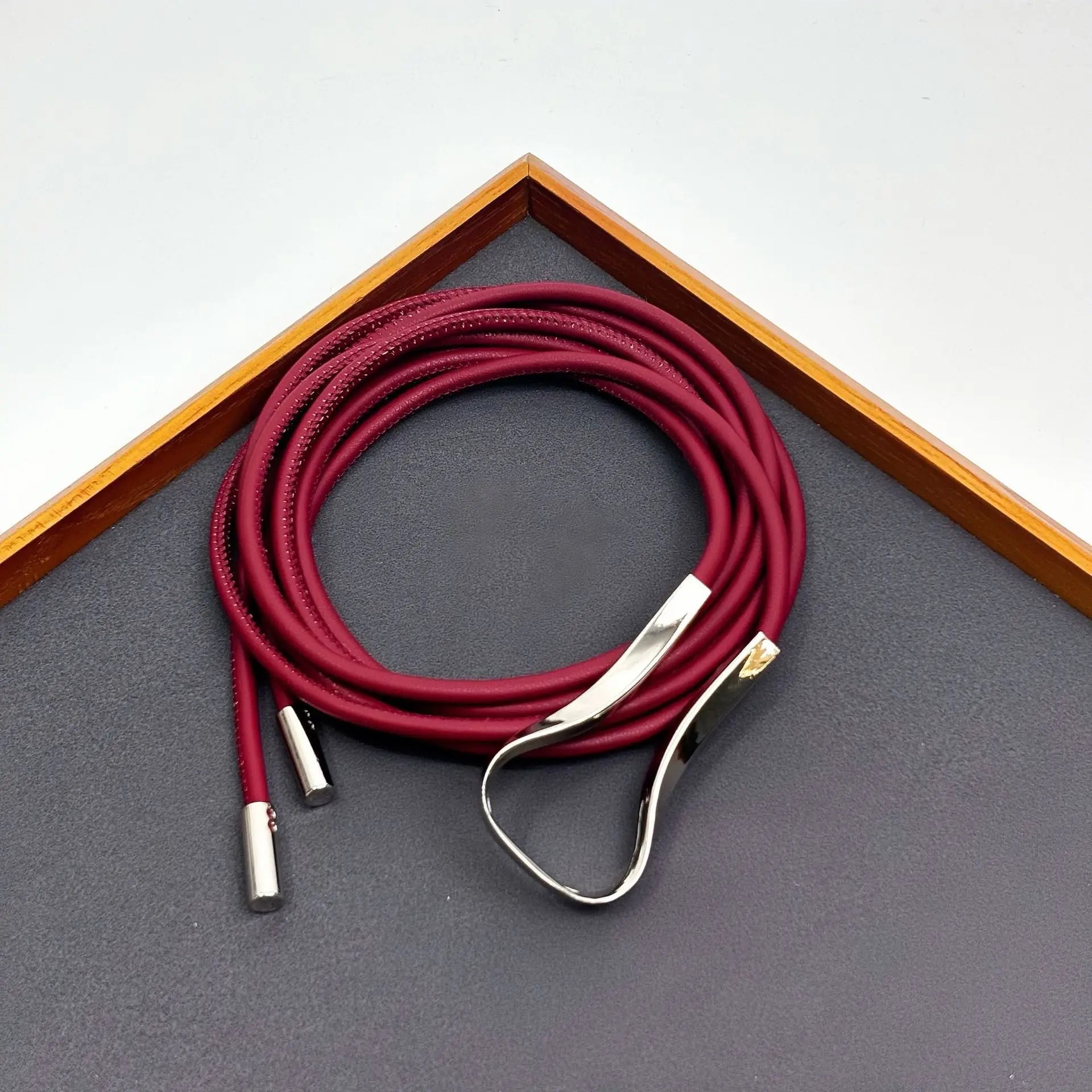 Minimalist thin PU leather belt