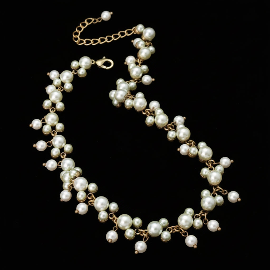 Elegant pearl jewelry – Necklace, bracelet & earrings