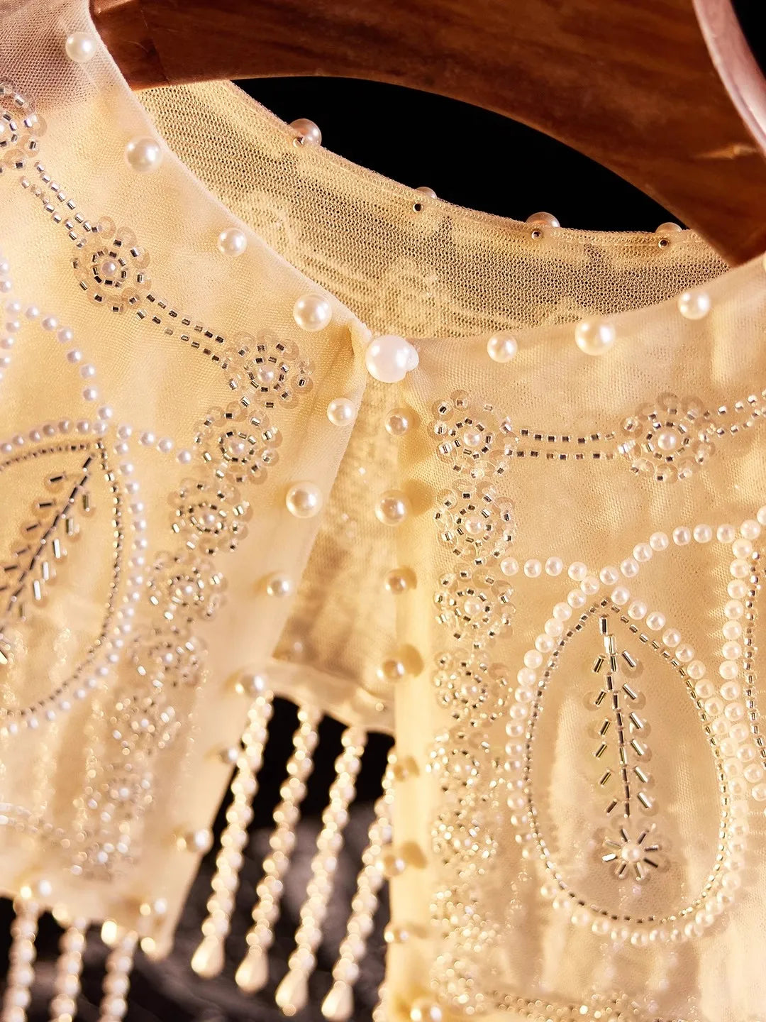 Solid pearl beaded embroidered collar