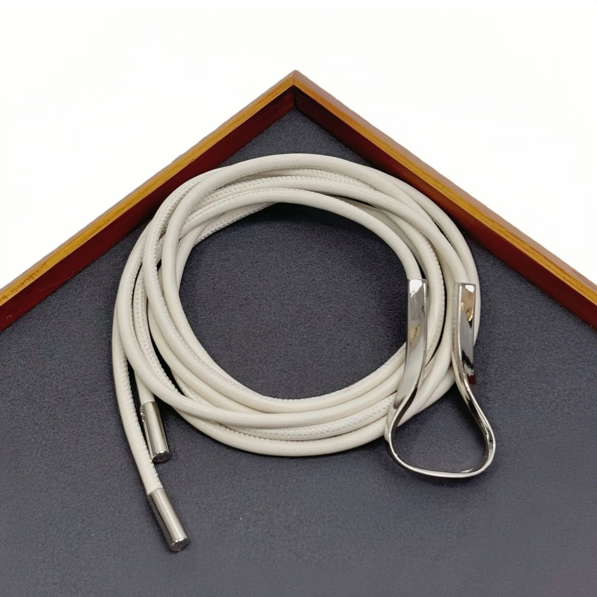 Minimalist thin PU leather belt