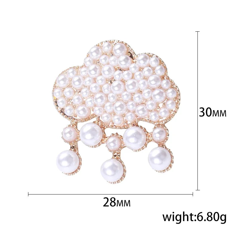 Stylish pearl brooches