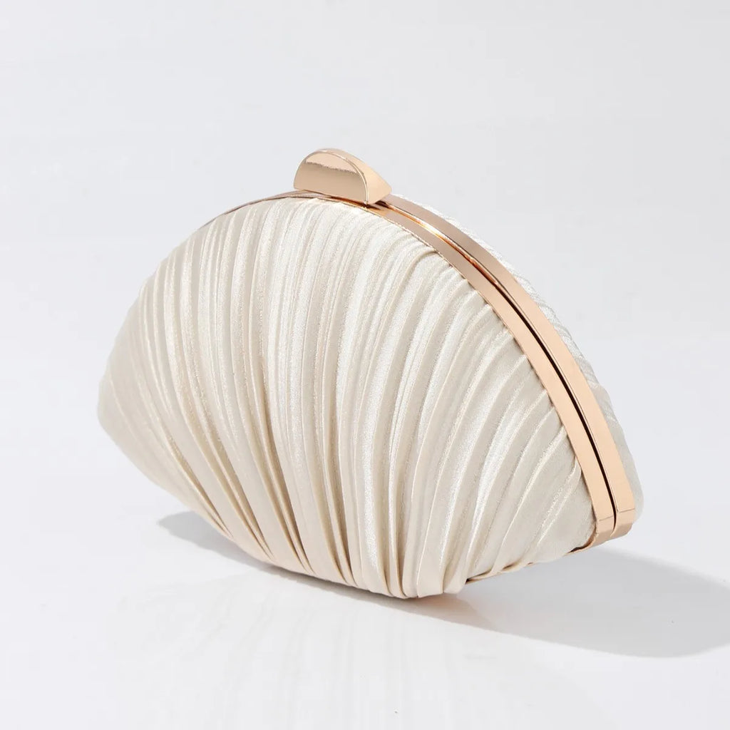 Shell-shaped metallic clutch