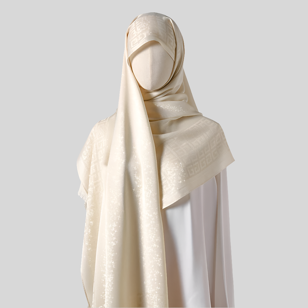 Elegant tatting shawl