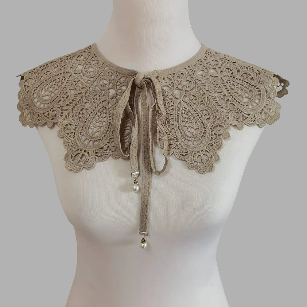 Embroidered lace collar